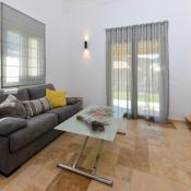 Location appartements pour vos vacances à Castellane - Appartement Est - 1